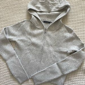 Brandy Melville, Arden Crop Zip-up hoodie. Worn once in Perfect condition.